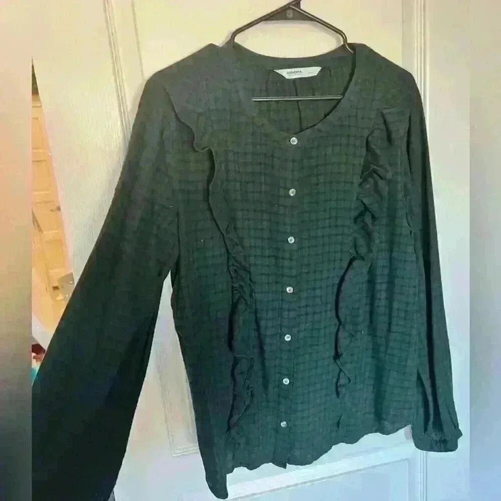 Sonoma Women’s Hunter Green Black Plaid Button Front Flannel with Ruffles - Picture 2 of 7